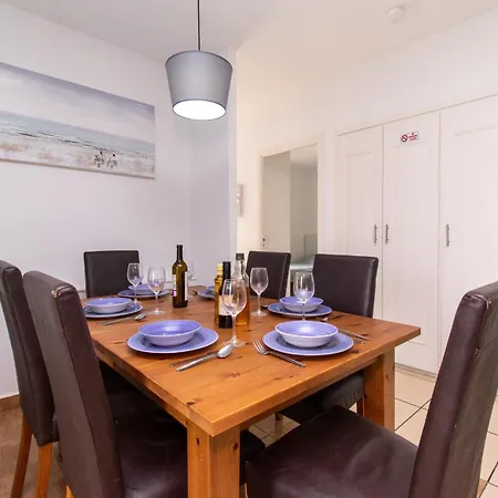 فيلة Neva Lovely 4 Bedroom Private Heated Pool كالاو سالفاجي