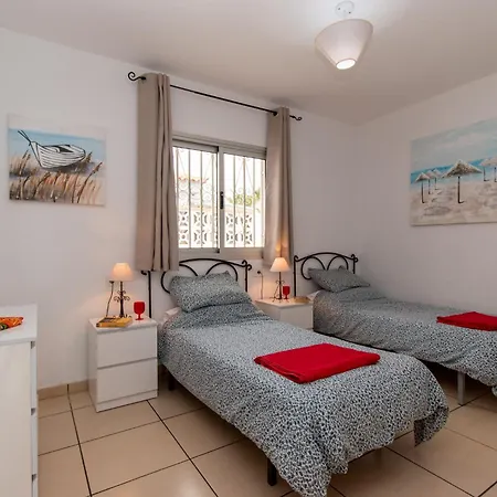Neva Lovely 4 Bedroom Private Heated Pool كالاو سالفاجي